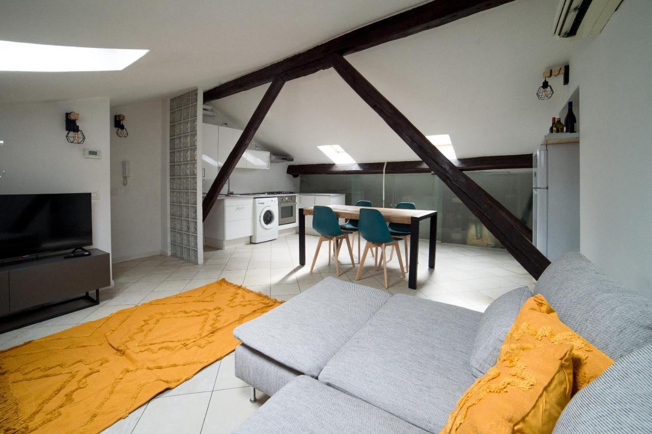 Hbhall Navigli 30 Apartment Milano Exterior foto